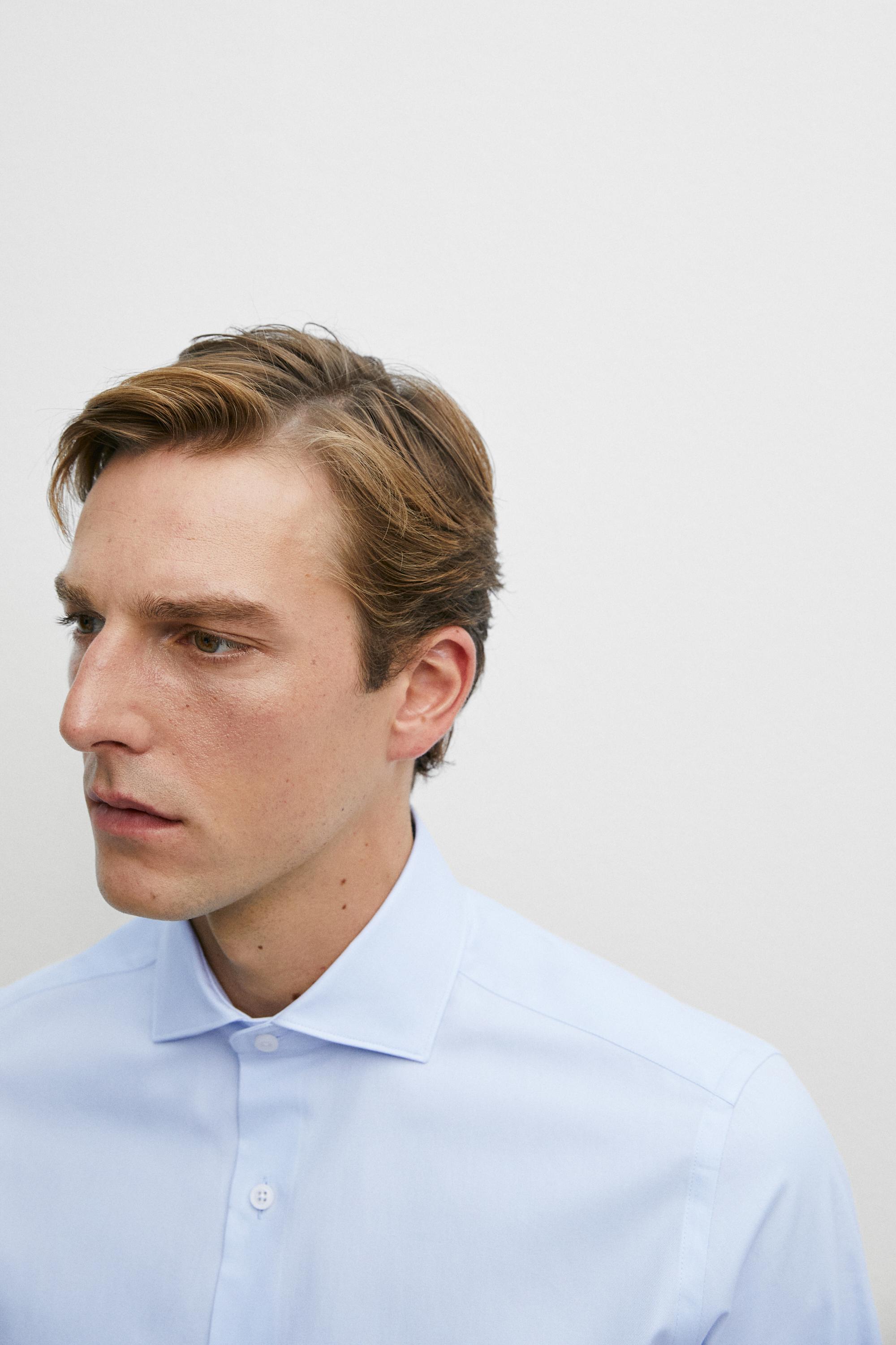 Slim fit 100% cotton shirt